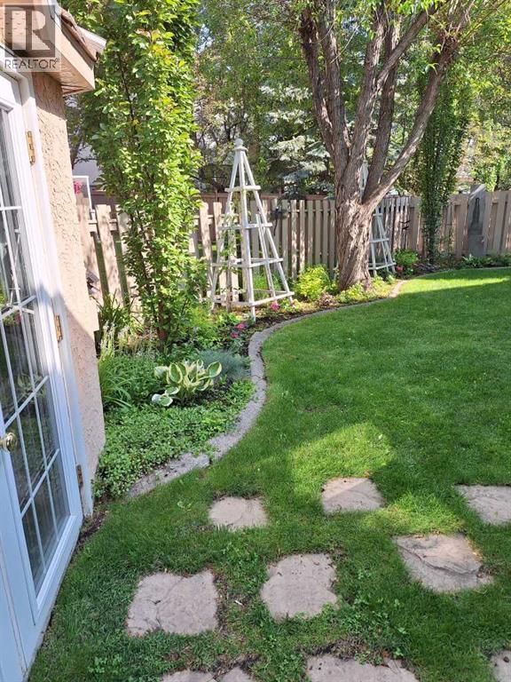 6558 Sierra Morena Boulevard Sw, Calgary, Alberta  T3H 3R3 - Photo 43 - A2278161