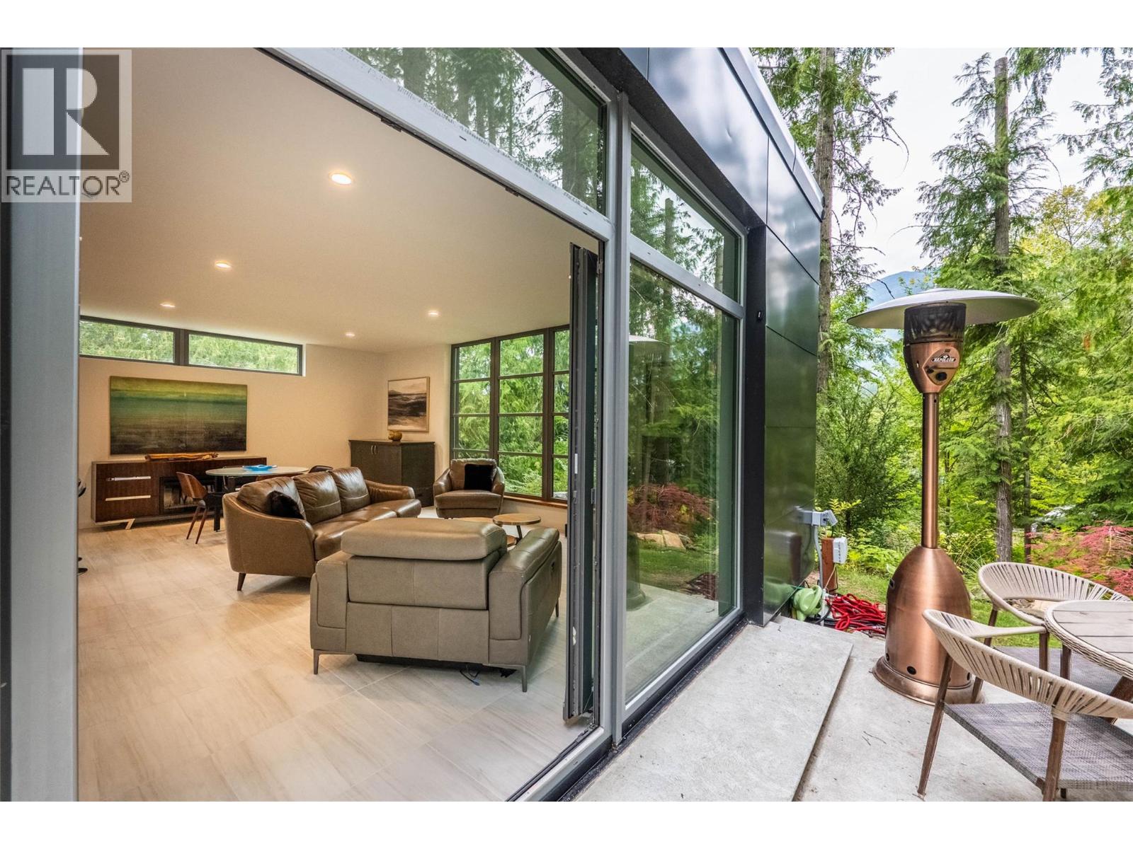 183-191 Kootenay Lake Road, Procter, British Columbia V1L 0B6 - Photo 53 - 10359768