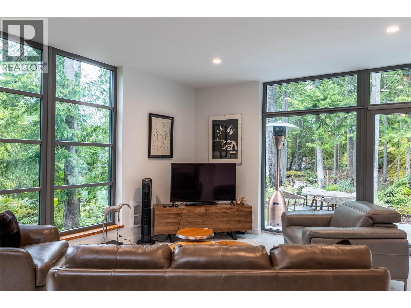 183-191 Kootenay Lake Road, Procter, British Columbia V1L 0B6 - Photo 45 - 10359768