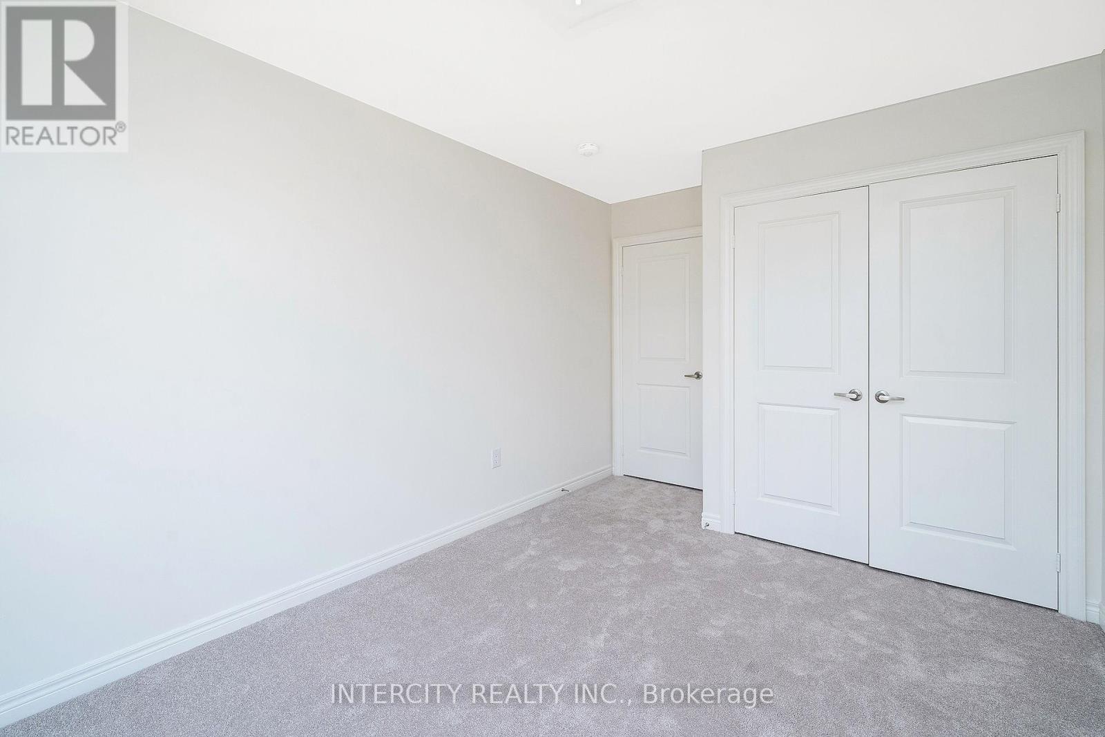 12 Queenpost Drive, Brampton, Ontario  L6Y 6L2 - Photo 29 - W12211295