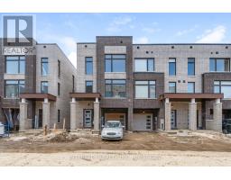 12 QUEENPOST DRIVE, Brampton, Ontario