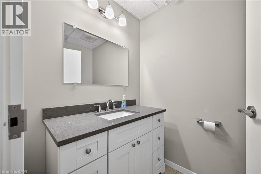 170 Rockhaven Lane Unit# 109, Waterdown, Ontario  L8B 1B5 - Photo 17 - 40796839