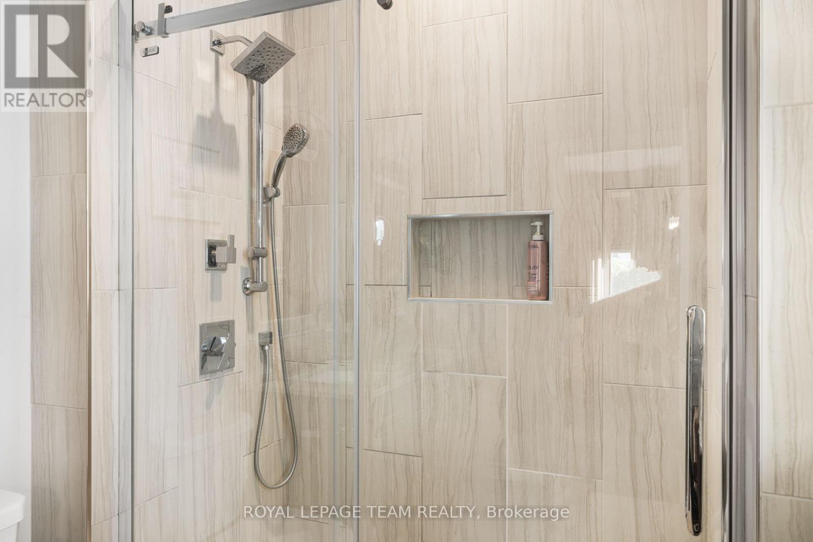 20 Eleanor Drive, South Stormont, Ontario  K0C 1P0 - Photo 32 - X12394133