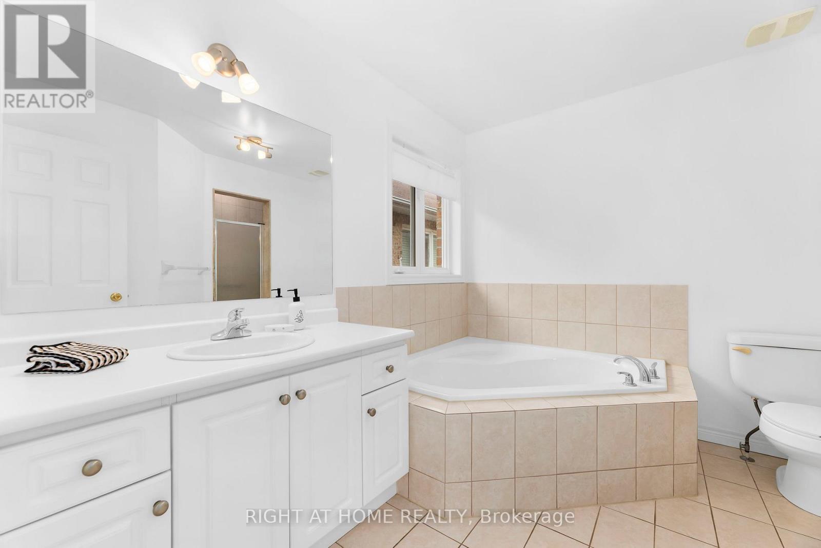 56 Elmwood Avenue, Brock (Beaverton), Ontario  L0K 1A0 - Photo 20 - N12687774