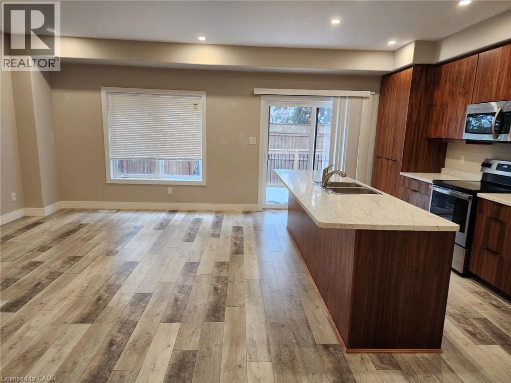 291 Falcon Drive Unit# 19, Woodstock, Ontario  N4T 0M7 - Photo 4 - 40797897