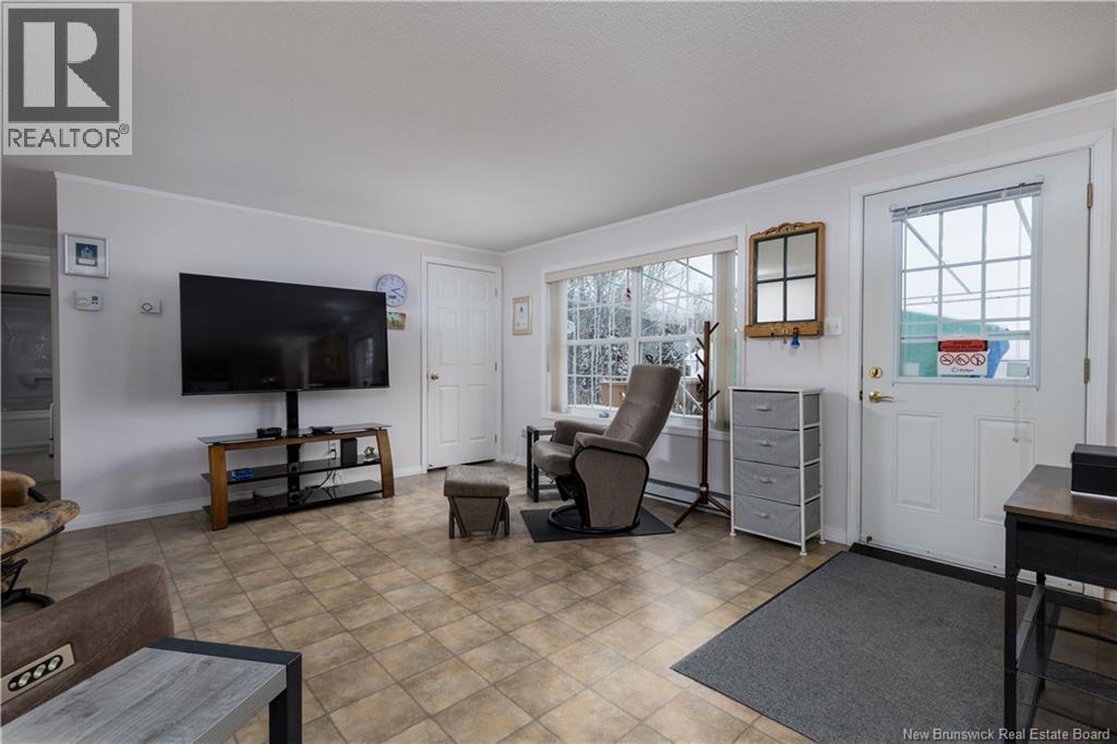 12 Kate Street, Grand-Sault/grand Falls, New Brunswick  E3Z 0A5 - Photo 4 - NB131929