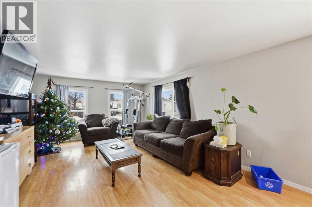 826 Bay Road, Strathmore, Alberta  T1P 1E3 - Photo 7 - A2272482