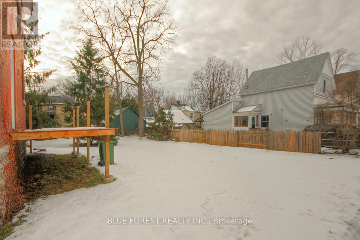 5 Church Street, St. Thomas, Ontario  N5R 3E4 - Photo 22 - X12687750