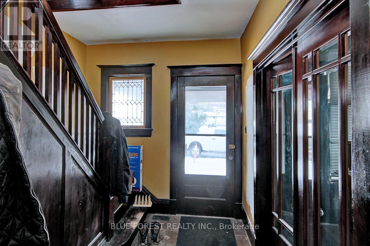 5 Church Street, St. Thomas, Ontario  N5R 3E4 - Photo 4 - X12687750