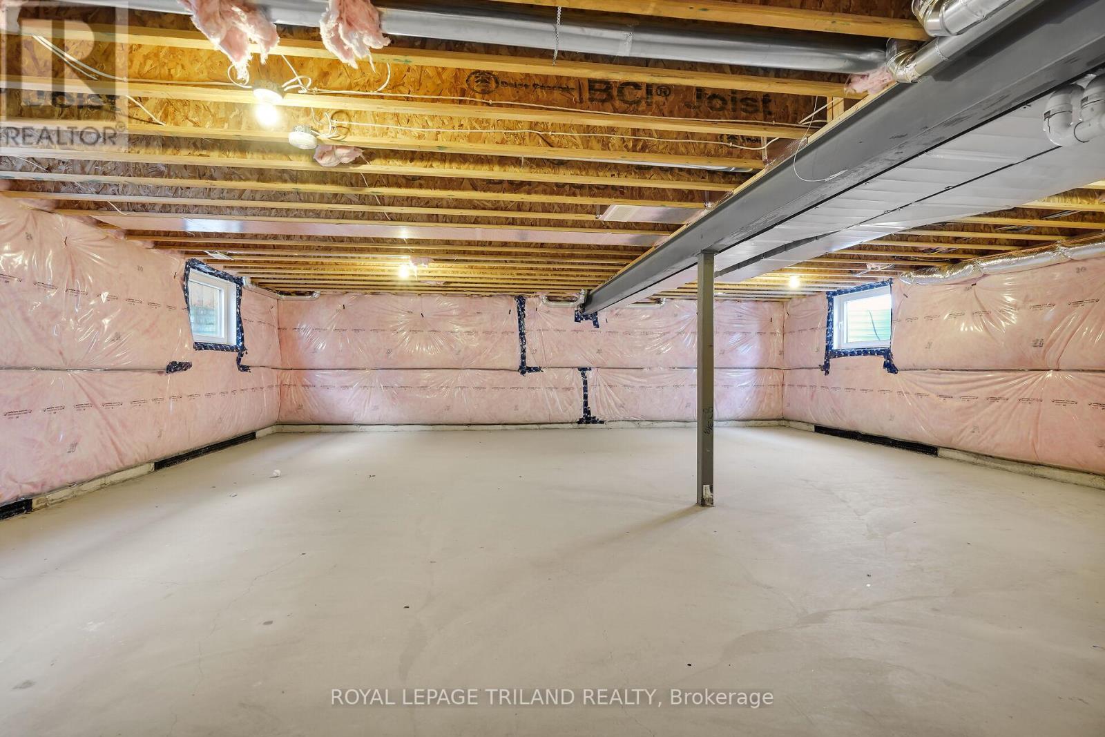 36 Kaiser Lane, Middlesex Centre, Ontario  N0L 1R0 - Photo 40 - X12687778