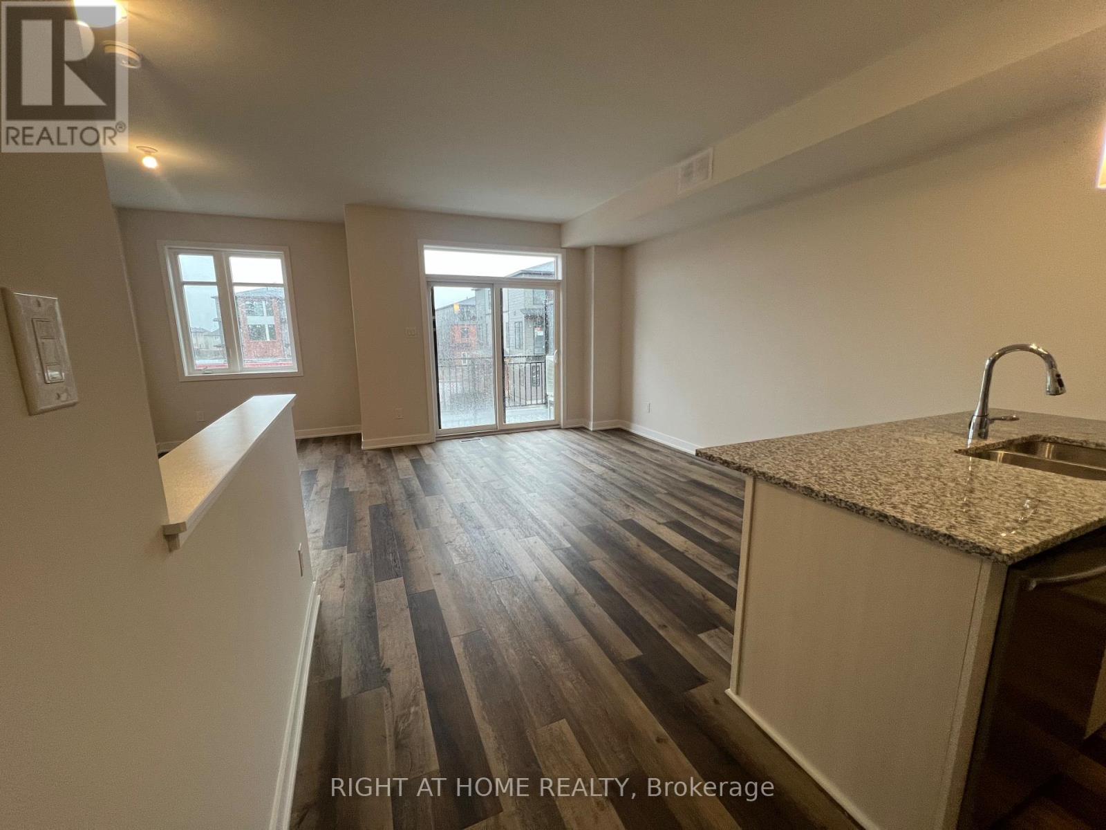 204 Tussock Private, Ottawa, Ontario  K1X 0M8 - Photo 29 - X12687836