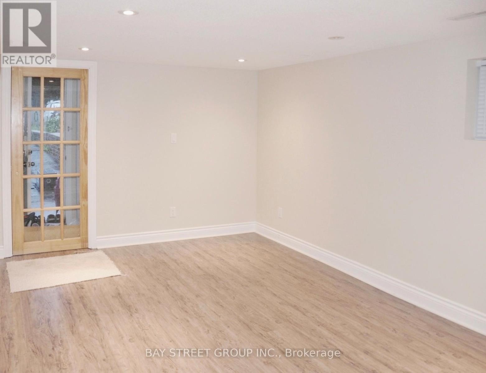 728 Sunnypoint Drive, Newmarket, Ontario  L3Y 2Z8 - Photo 26 - N12687598