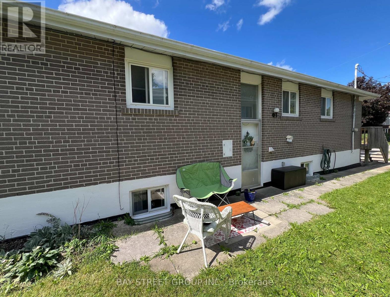 728 Sunnypoint Drive, Newmarket, Ontario  L3Y 2Z8 - Photo 39 - N12687598