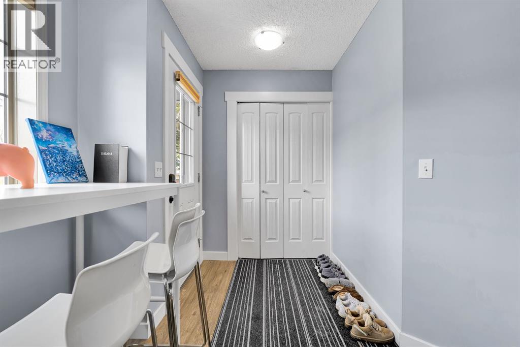 102, 31 Everridge Square Sw, Calgary, Alberta  T2Y 5J7 - Photo 6 - A2278255