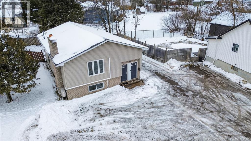 638-640 Elmwood Dr., Moncton, New Brunswick  E1A 2X5 - Photo 3 - NB131983