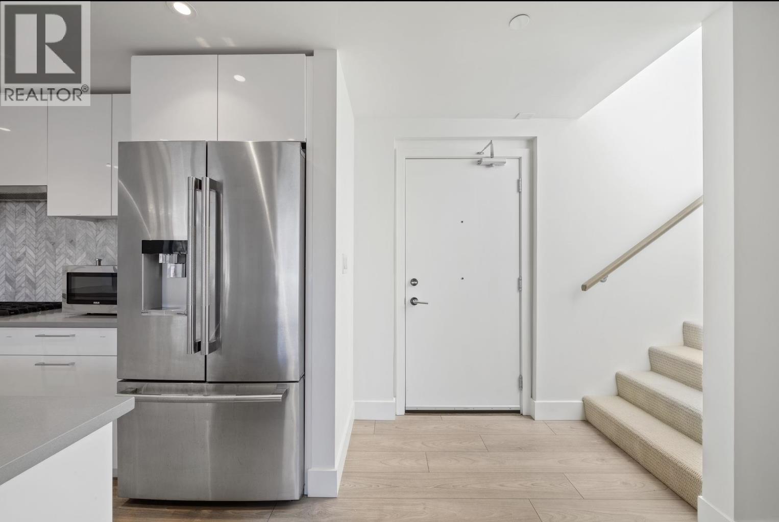 409 3581 E Kent North Avenue, Vancouver, British Columbia  V5S 0H6 - Photo 8 - R3078173