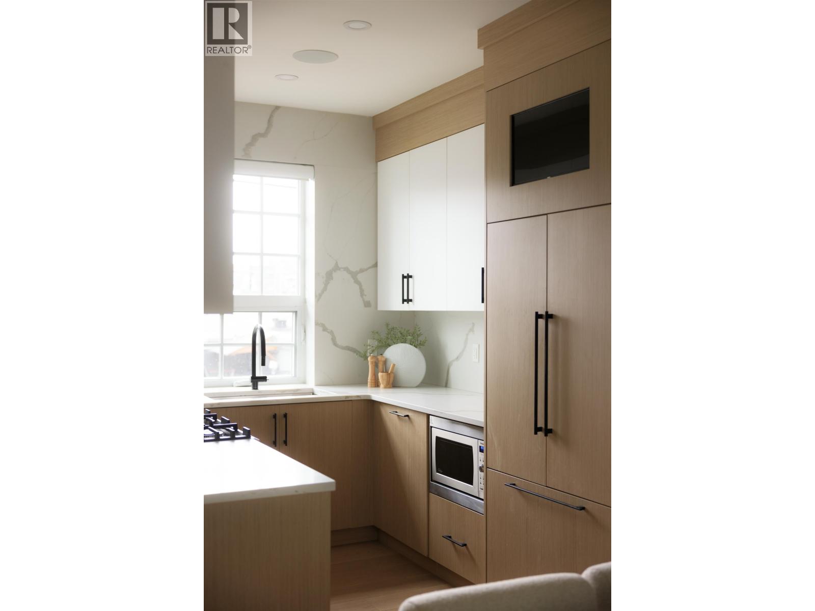 4262 Watson Street, Vancouver, British Columbia  V5V 3S1 - Photo 12 - R3078180