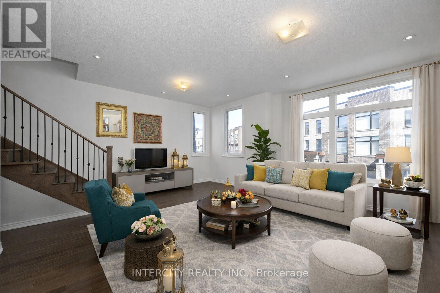 30 - 28 Queenpost Drive, Brampton, Ontario  L6Y 6L2 - Photo 17 - W12508860