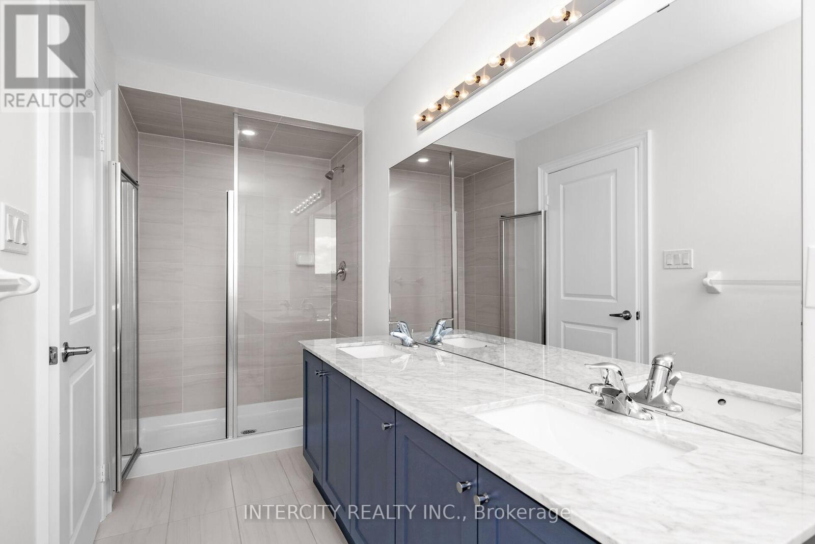 30 - 28 Queenpost Drive, Brampton, Ontario  L6Y 6L2 - Photo 26 - W12508860