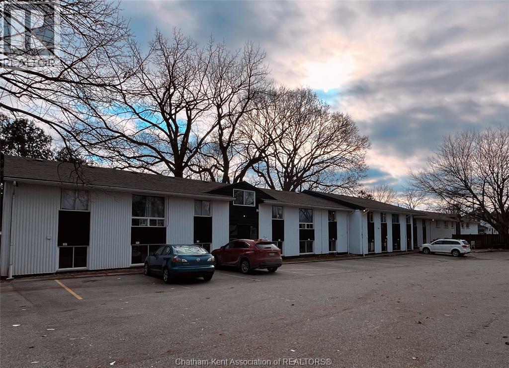 MLS# 26000824: 89 Sheldon AVENUE Unit# 21, Chatham, Canada