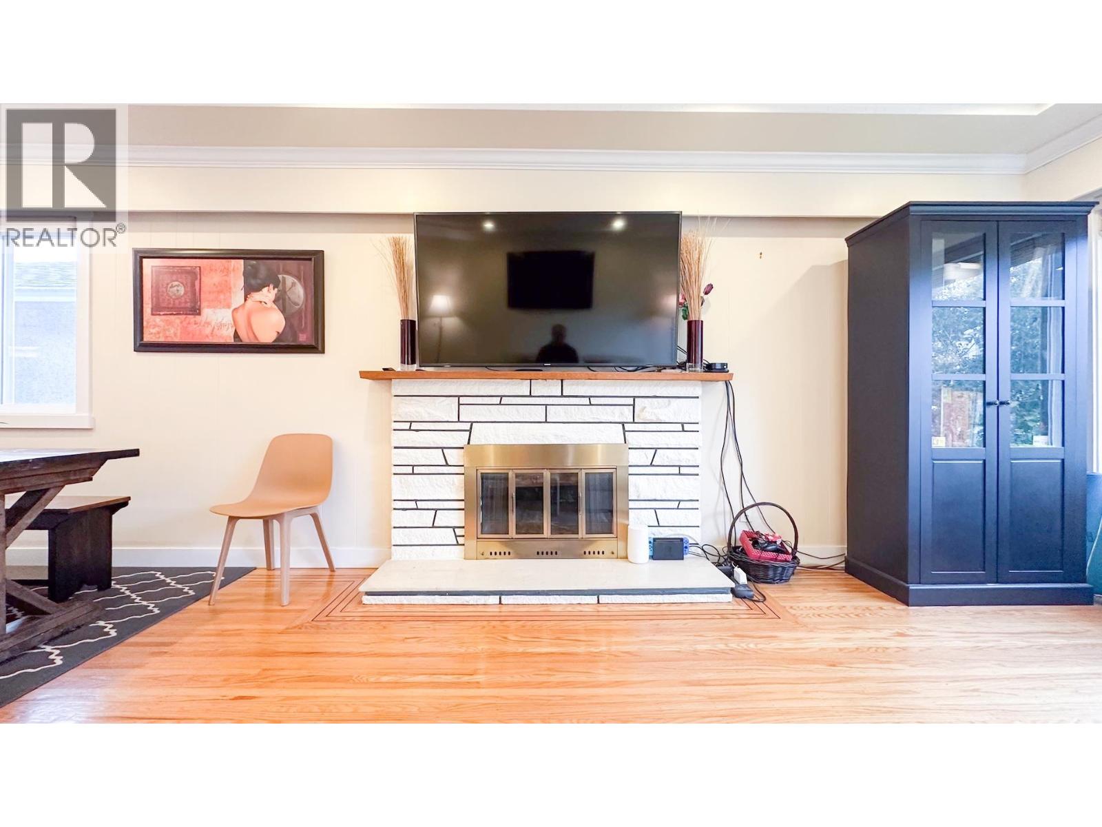 56 Warwick Avenue, Burnaby, British Columbia  V5B 3X3 - Photo 10 - R3078233