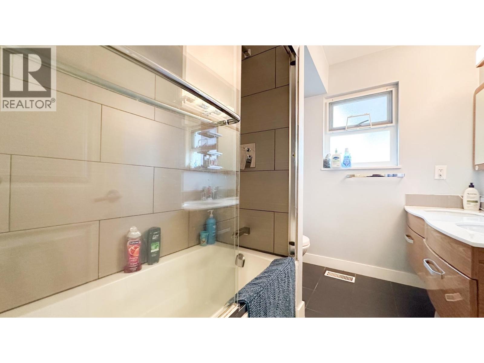 56 Warwick Avenue, Burnaby, British Columbia  V5B 3X3 - Photo 19 - R3078233