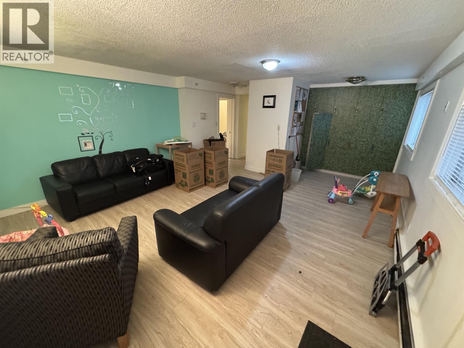 307 Boyne Street, New Westminster, British Columbia  V3M 5J9 - Photo 17 - R3078246