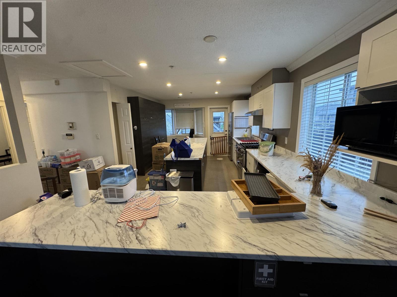 307 Boyne Street, New Westminster, British Columbia  V3M 5J9 - Photo 6 - R3078246