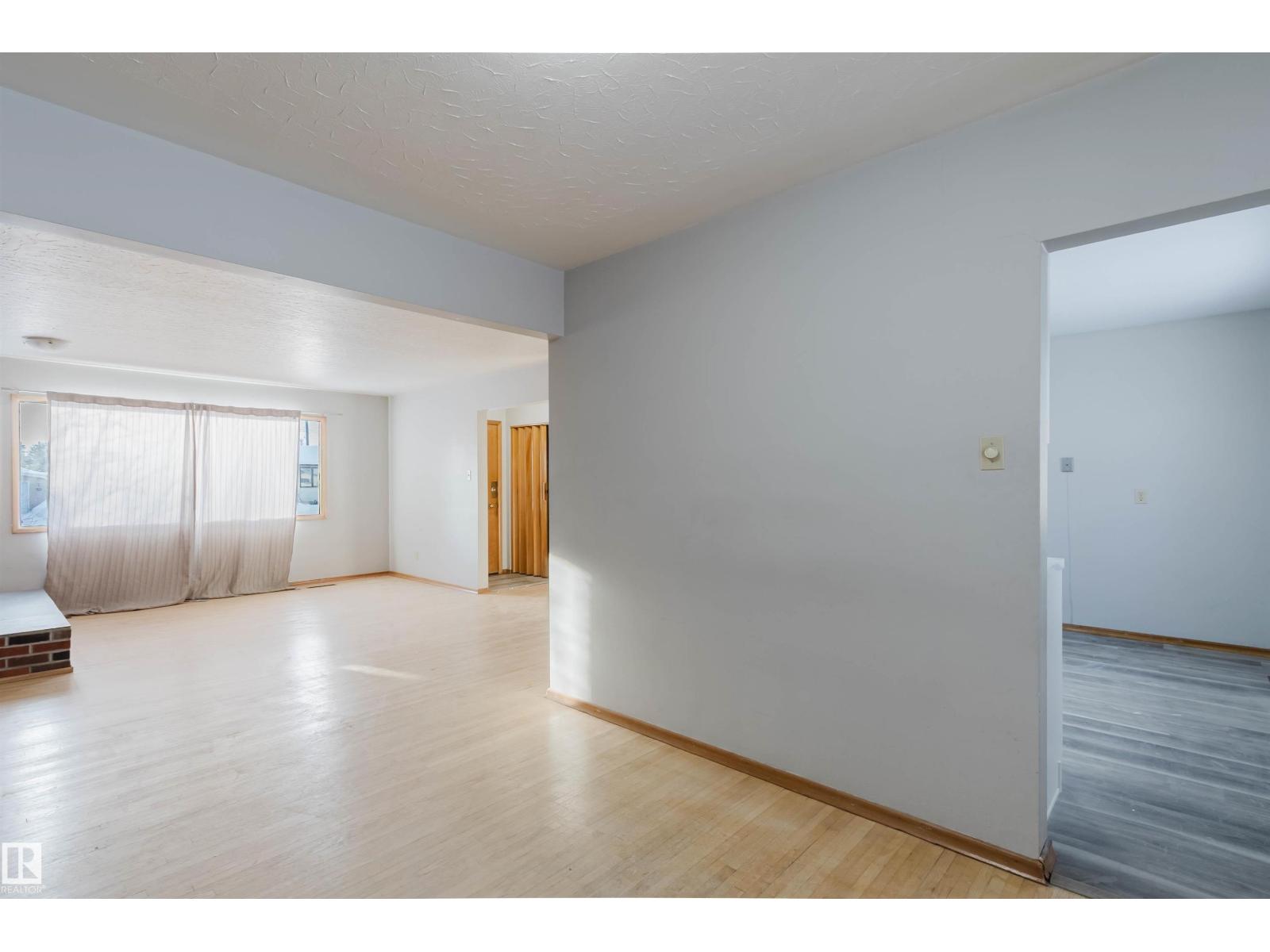 16026 94a Av Nw, Edmonton, Alberta  T5R 5M1 - Photo 10 - E4469776