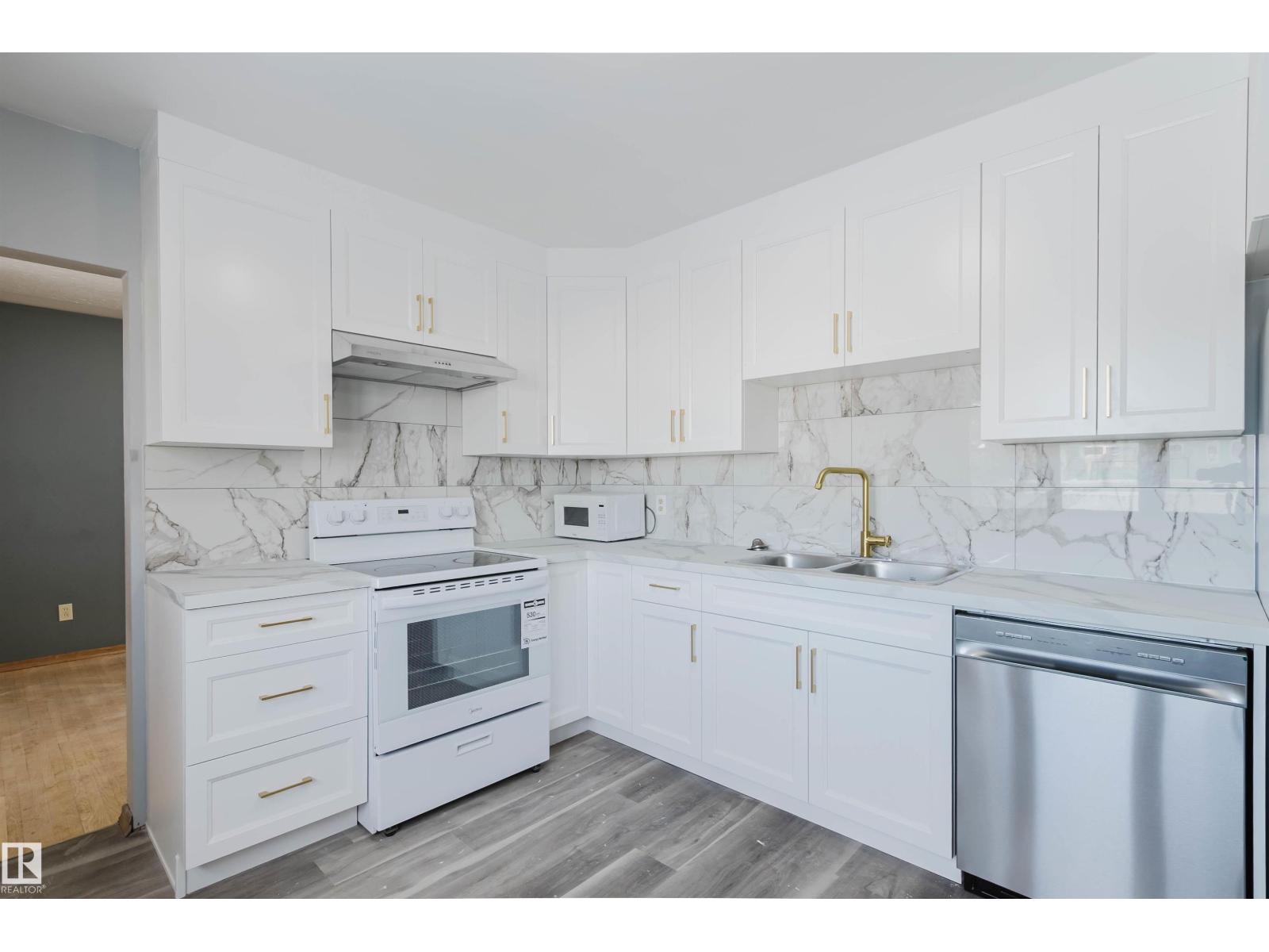 16026 94a Av Nw, Edmonton, Alberta  T5R 5M1 - Photo 13 - E4469776