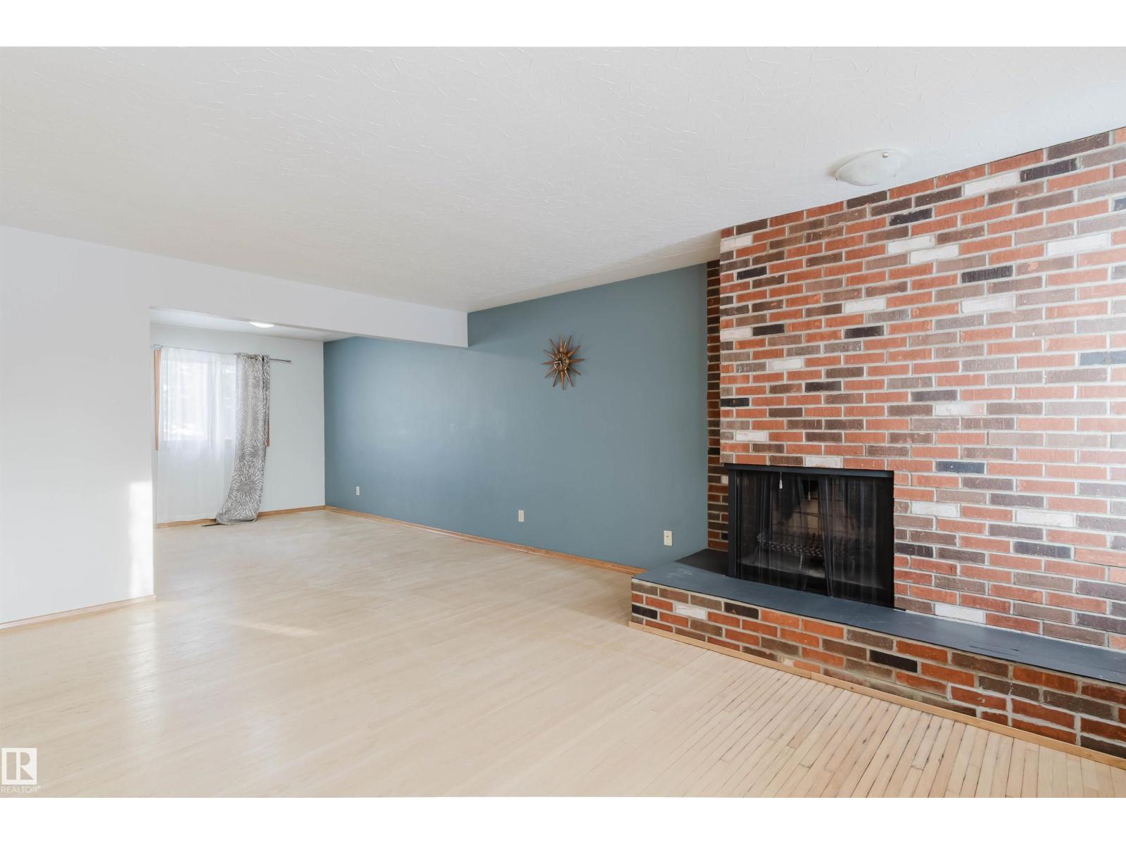 16026 94a Av Nw, Edmonton, Alberta  T5R 5M1 - Photo 3 - E4469776