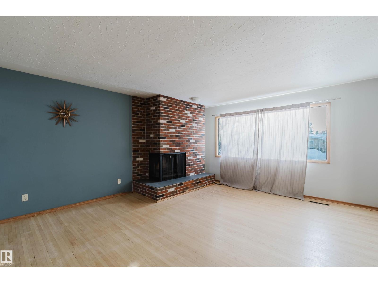 16026 94a Av Nw, Edmonton, Alberta  T5R 5M1 - Photo 6 - E4469776