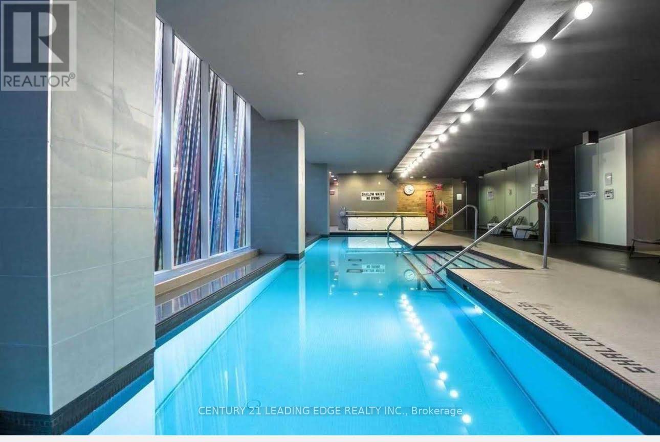 2712 - 70 Queens Wharf Road, Toronto, Ontario  M5V 0J2 - Photo 2 - C12687754