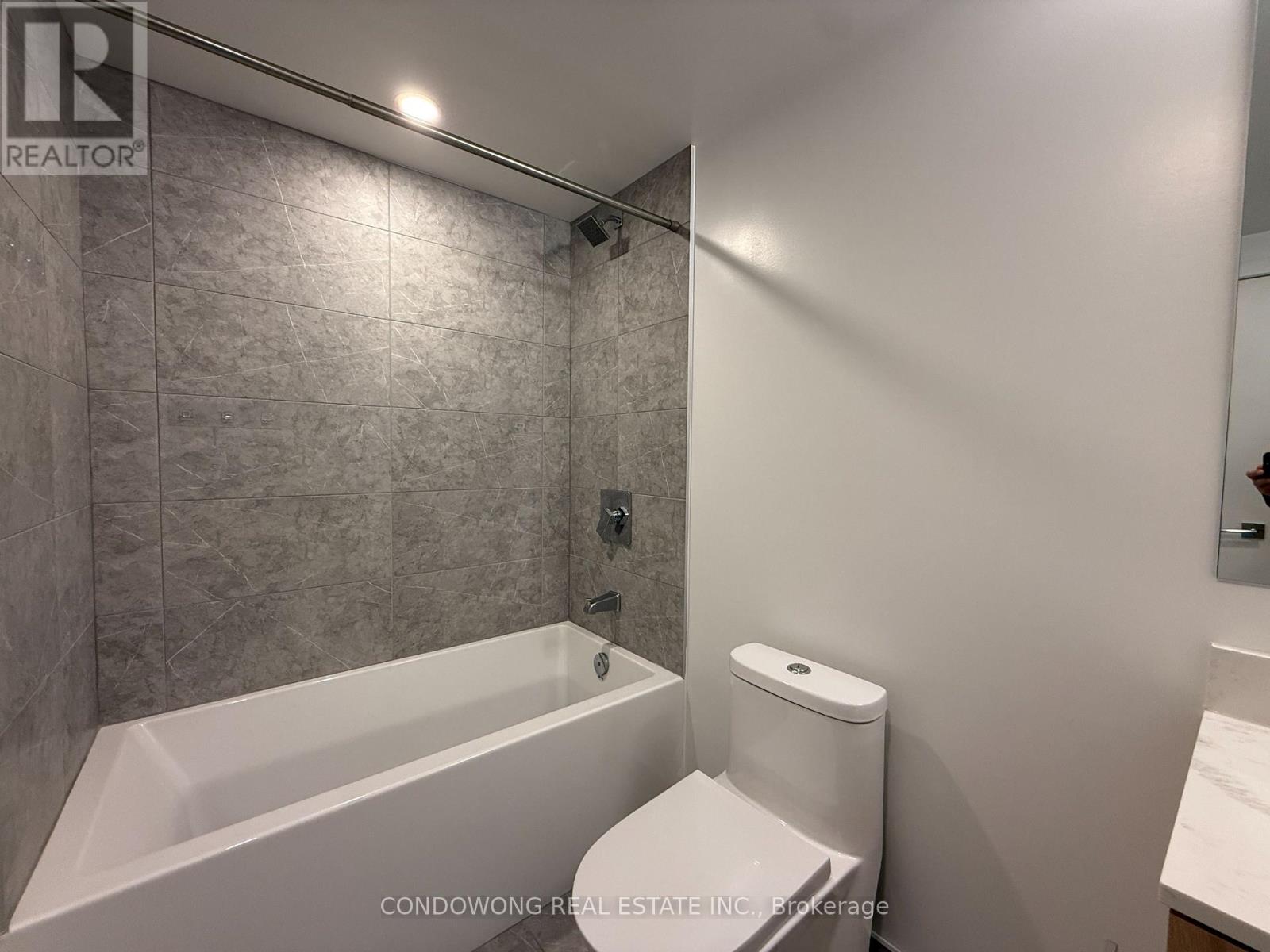2816 - 82 Dalhousie Street, Toronto, Ontario  M5B 0C5 - Photo 13 - C12687846