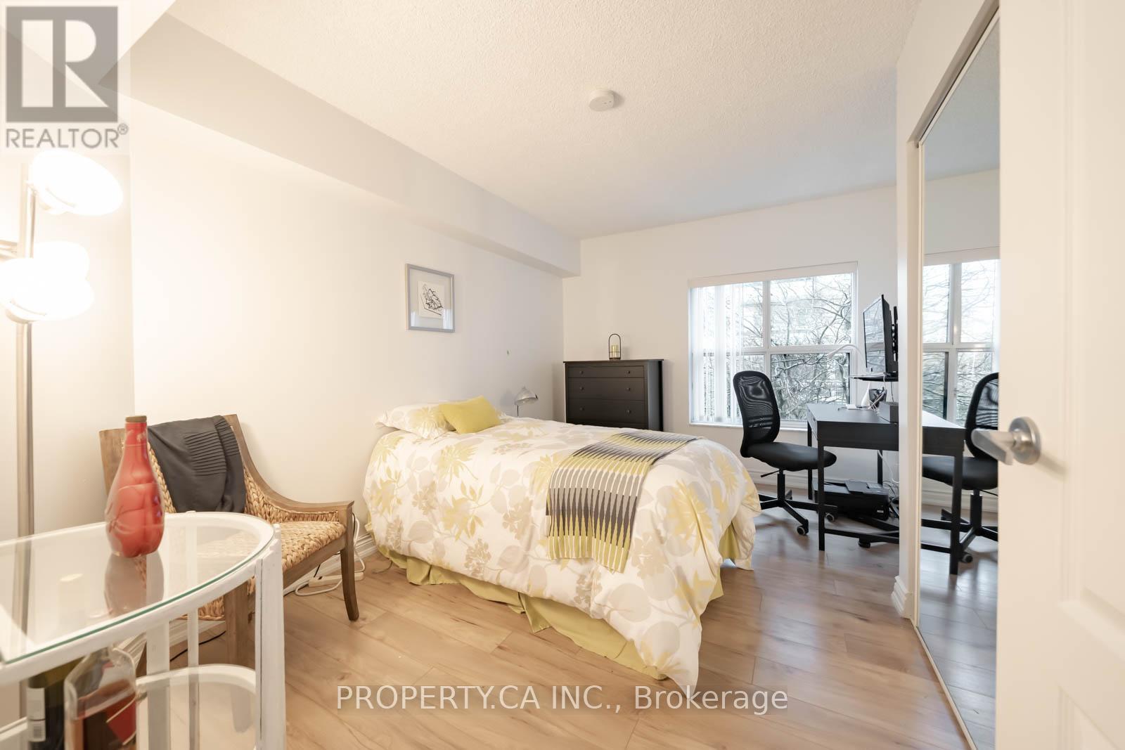 202 - 97 Lawton Boulevard, Toronto, Ontario  M4V 1Z6 - Photo 33 - C12687864