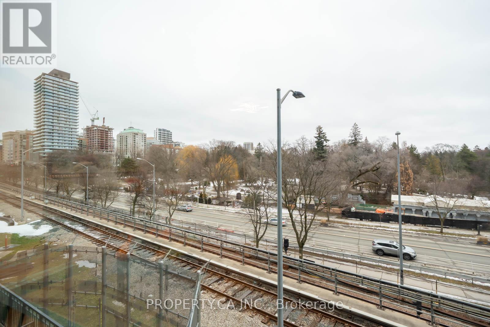 202 - 97 Lawton Boulevard, Toronto, Ontario  M4V 1Z6 - Photo 37 - C12687864