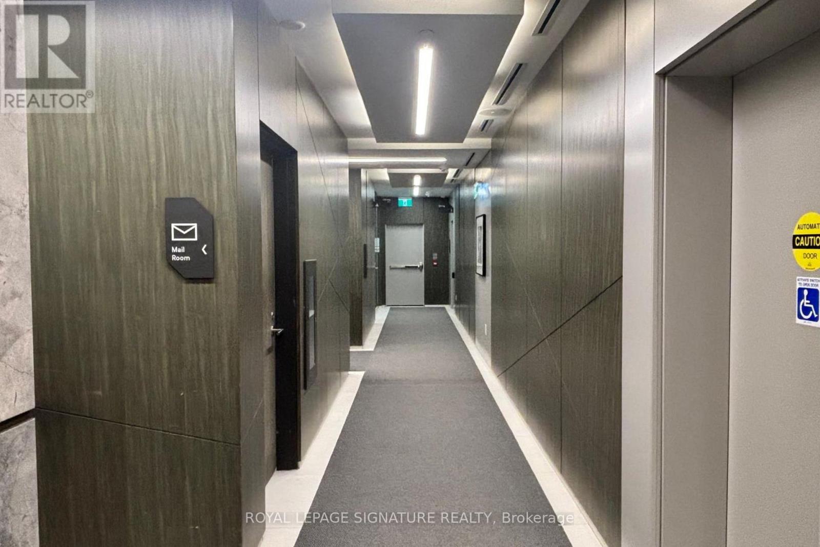 201 - 50 Mccaul Street, Toronto, Ontario  M5T 1V9 - Photo 4 - C12687866