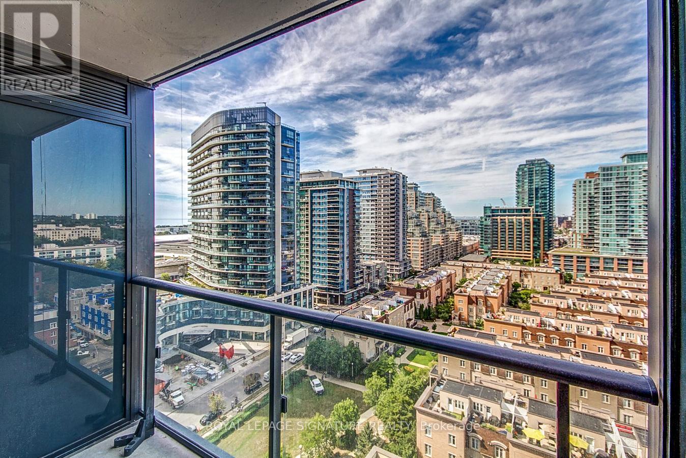 1617 - 19 Western Battery Road, Toronto, Ontario  M6K 3S4 - Photo 2 - C12687880