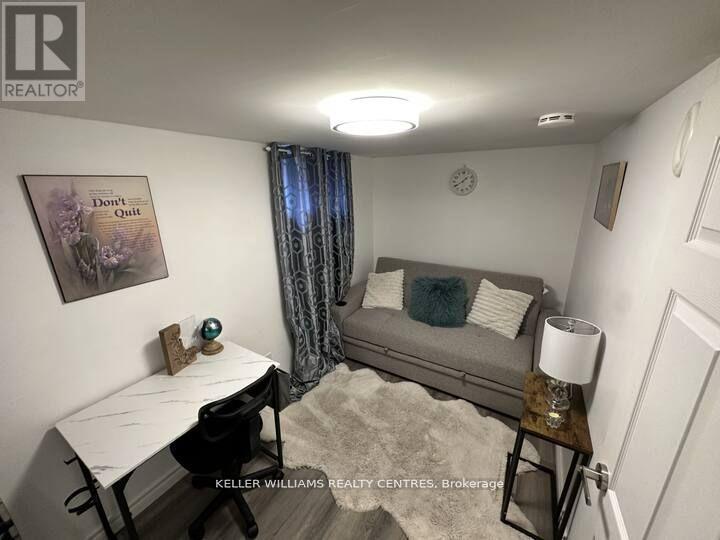 LOWER - 17 OAK PARK AVENUE, Toronto, Ontario