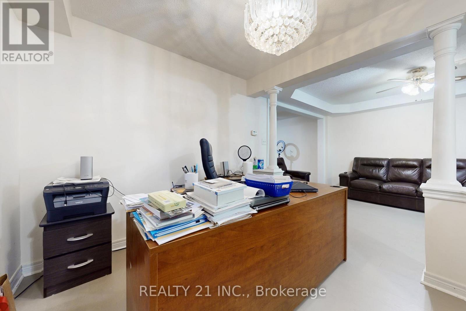 74 Brinloor Boulevard, Toronto, Ontario  M1M 1L5 - Photo 21 - E12687854