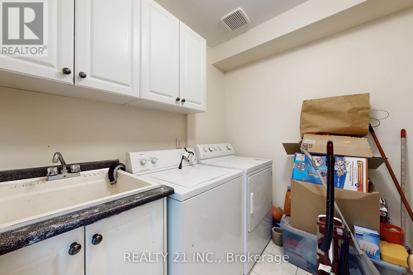 74 Brinloor Boulevard, Toronto, Ontario  M1M 1L5 - Photo 23 - E12687854