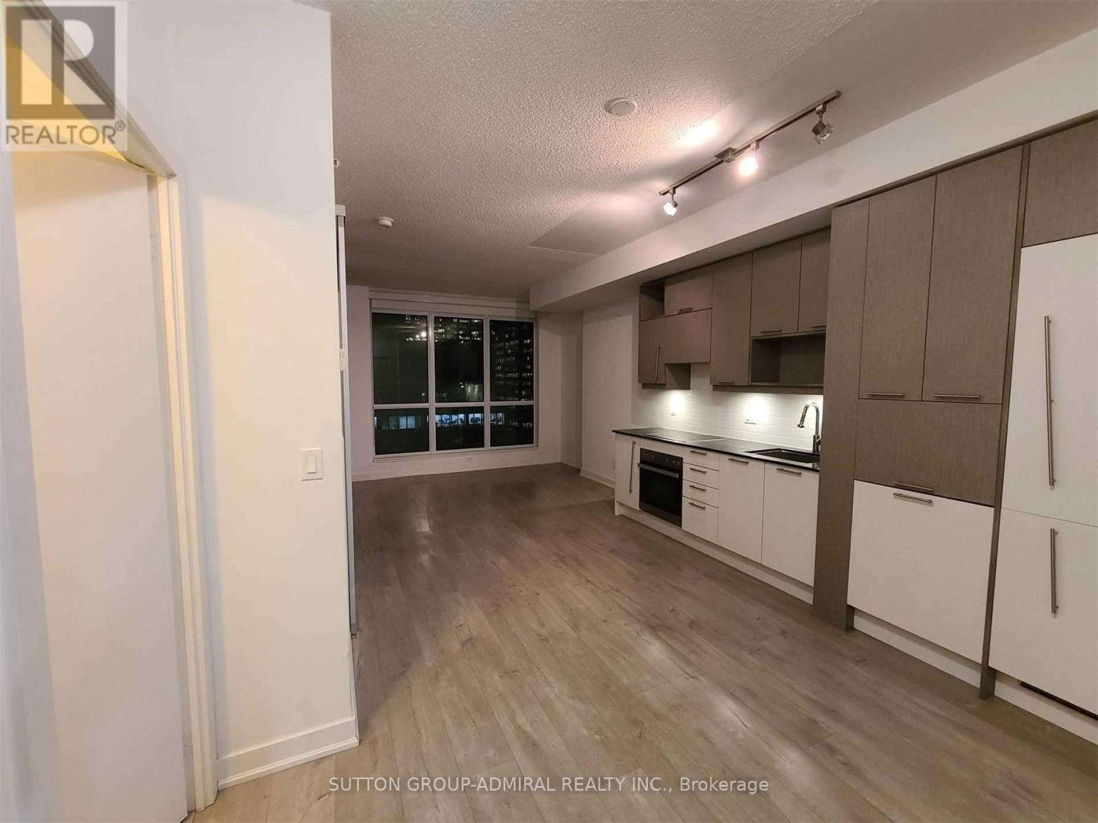 2003 - 199 Richmond Street W, Toronto, Ontario  M5V 0H4 - Photo 2 - C12681380