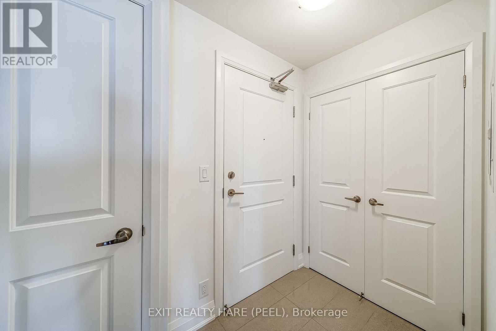 706 - 12 Woodstream Boulevard, Vaughan, Ontario  L4L 8C3 - Photo 5 - N12687728