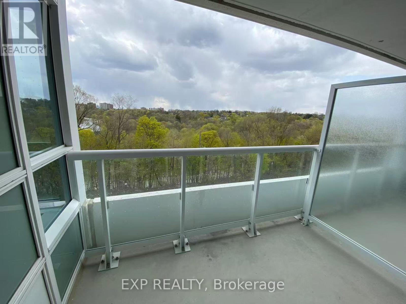 308 - 10 Wilby Crescent, Toronto, Ontario  M9N 0B6 - Photo 9 - W12686952