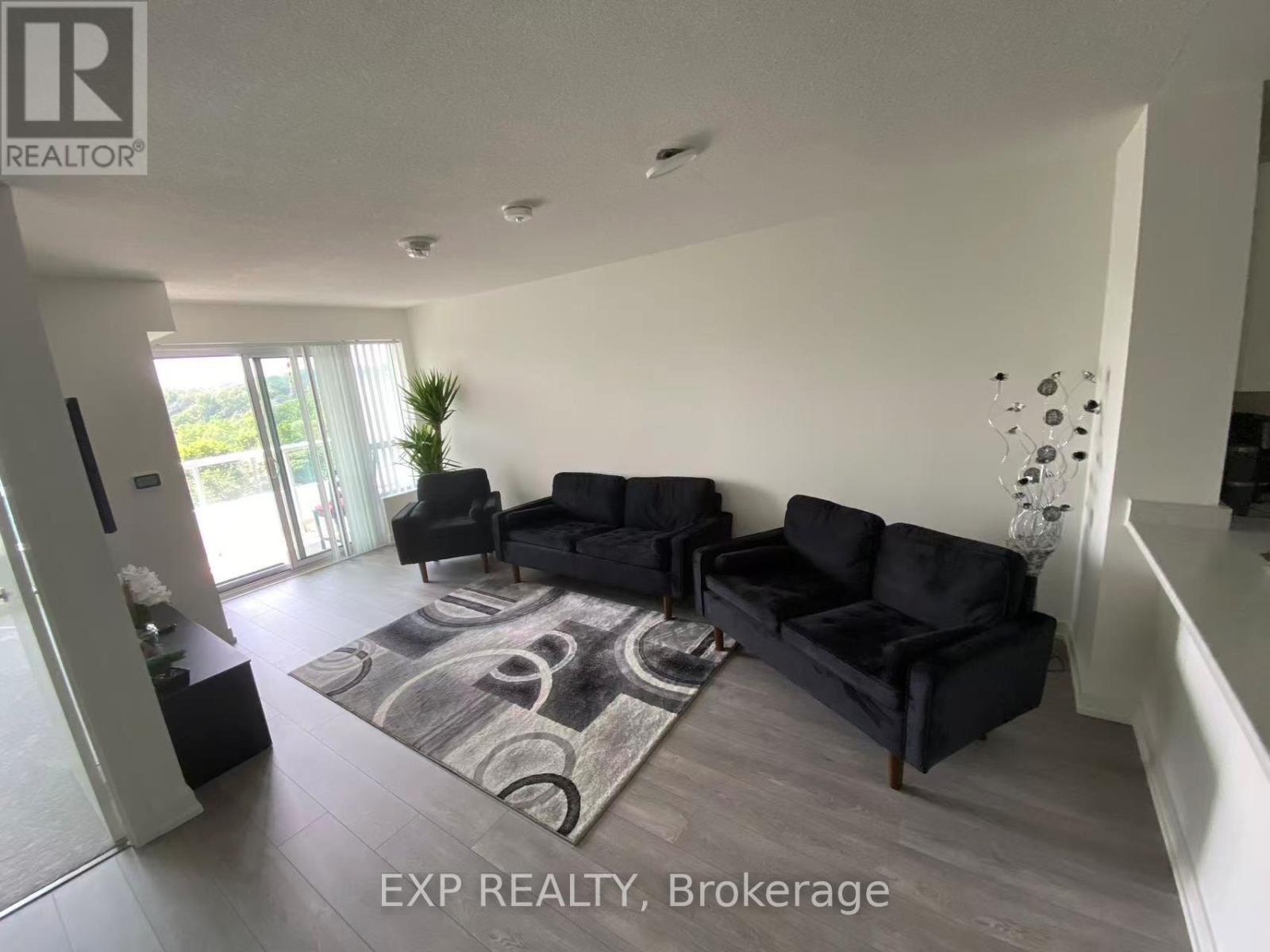 308 - 10 Wilby Crescent, Toronto, Ontario  M9N 0B6 - Photo 3 - W12686952