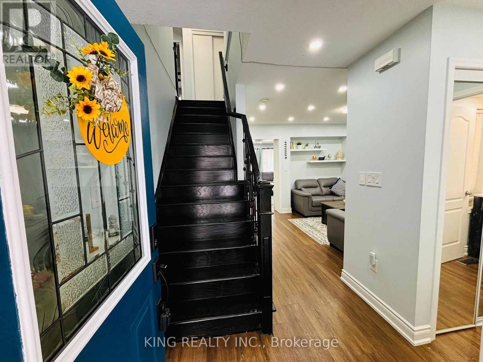 87 Fletcher Circle, Cambridge, Ontario  N3C 0B5 - Photo 5 - X12583840