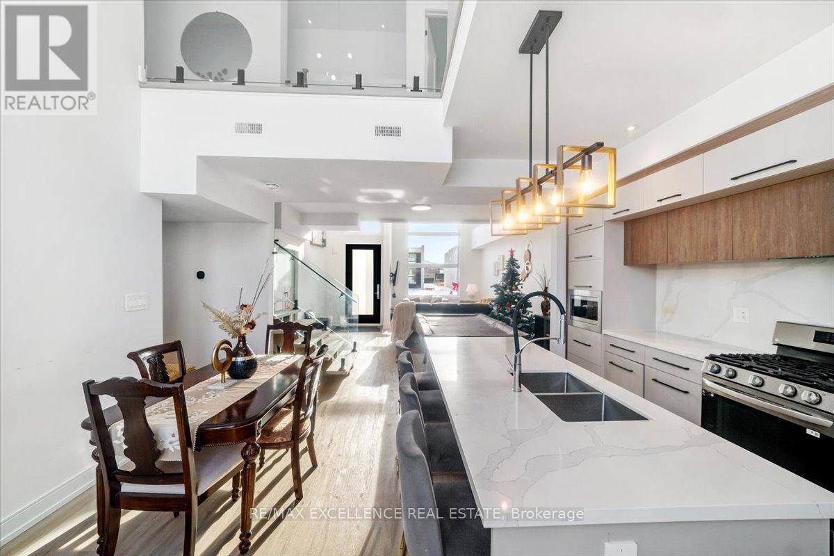 3717 Quayside Drive, Severn (West Shore), Ontario  L3V 8M9 - Photo 13 - S12687888