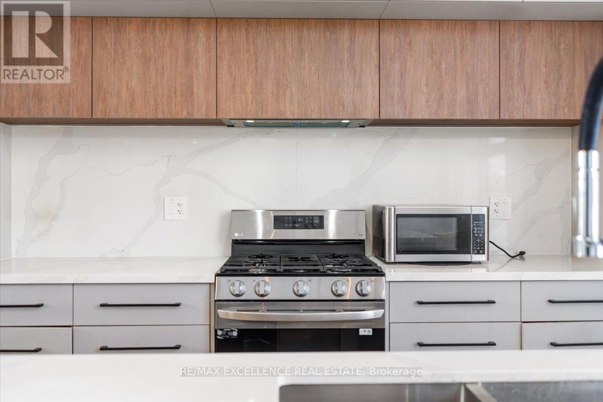 3717 Quayside Drive, Severn (West Shore), Ontario  L3V 8M9 - Photo 14 - S12687888