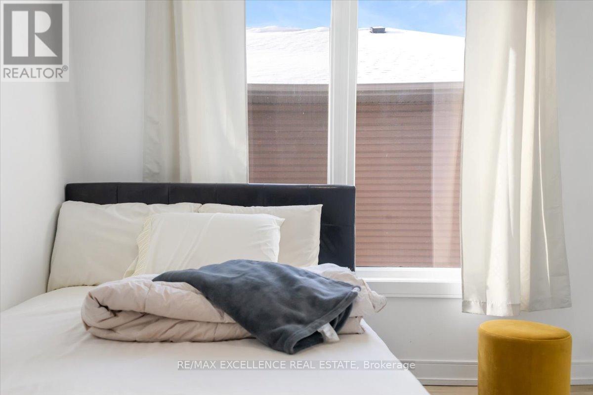 3717 Quayside Drive, Severn (West Shore), Ontario  L3V 8M9 - Photo 26 - S12687888