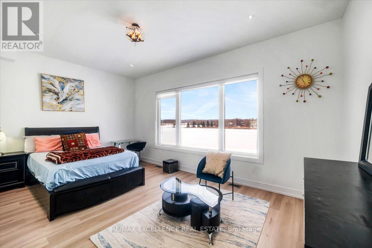 3717 Quayside Drive, Severn (West Shore), Ontario  L3V 8M9 - Photo 27 - S12687888